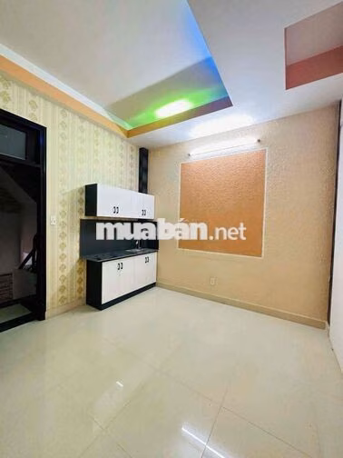 2pn,wc,phòng khách,ban công,gần bách khoa