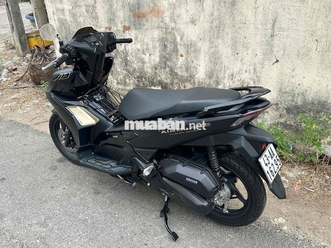 Honda Air Blade 125 4val 2025 Đen nhám 6800 km