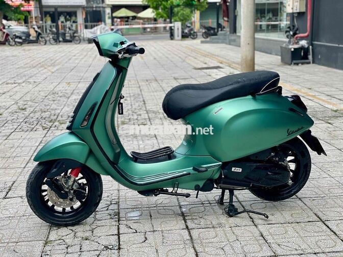 Vespa Sprint 125 ABS xanh rêu nhám hồ sơ cầm tay