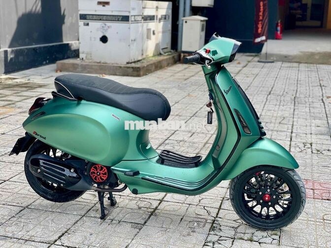 Vespa Sprint 125 ABS xanh rêu nhám hồ sơ cầm tay