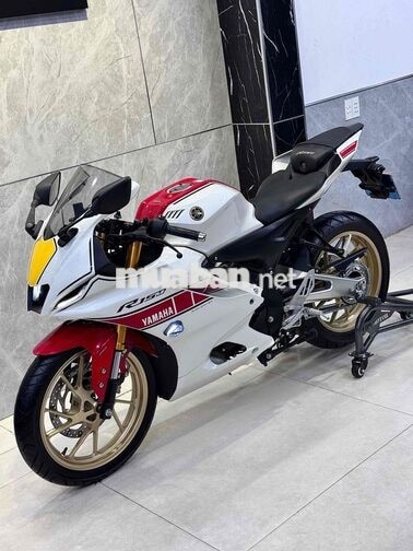 Yamaha R15M Kỷ niệm 60 năm Trắng, Đỏ 1.800 km