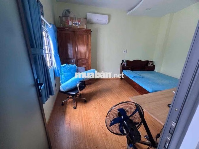 BÁN NHÀ MT KD 3TẦNG NGANG 4,5X14M NỞ HẬU NGAY ĐƯỜNG SỐ 5 P17 GV 8TỶ7
