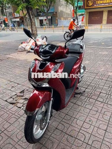SH 125 CBS 2025 Đỏ Bạc Đen Odo Lướt 600km Bstp