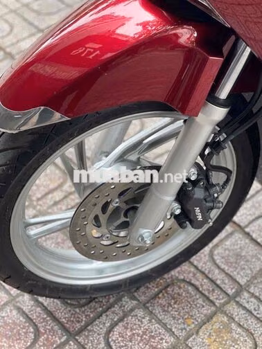 SH 125 CBS 2025 Đỏ Bạc Đen Odo Lướt 600km Bstp