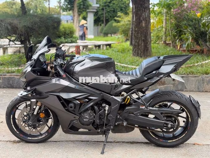 Honda CBR650R 2022 Đen nhám viền cam