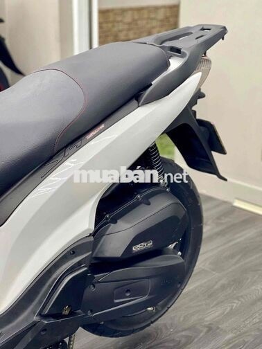 SH 125 CBS 2019 Trắng đen sporty Lên Áo Ý Bstp