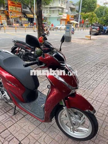 SH 125 CBS 2025 Đỏ Bạc Đen Odo Lướt 600km Bstp