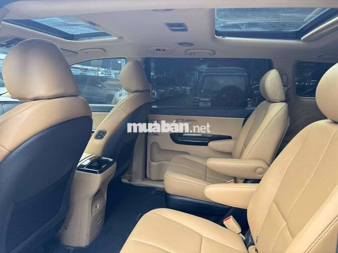Kia Sedona Full 2021 Dầu Đen 7 chỗ
