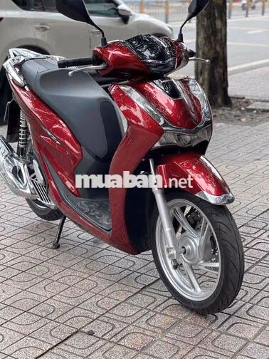 SH 125 CBS 2025 Đỏ Bạc Đen Odo Lướt 600km Bstp