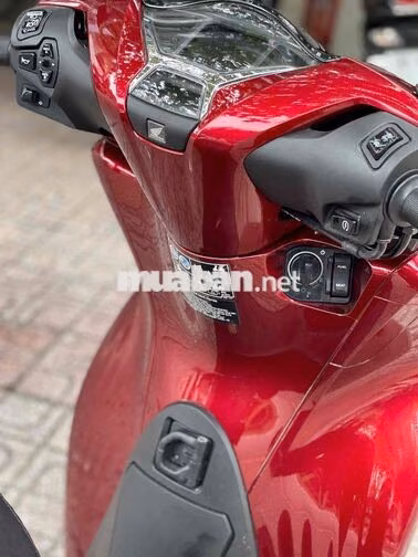 SH 125 CBS 2025 Đỏ Bạc Đen Odo Lướt 600km Bstp