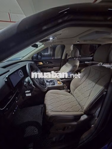 KIA Carnival Signature 2025 Đen