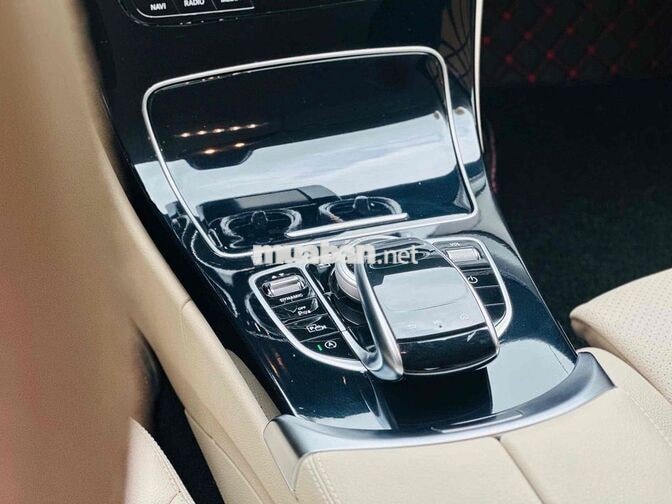 Mercedes-Benz C180 AMG 2020 Đen 44.000km