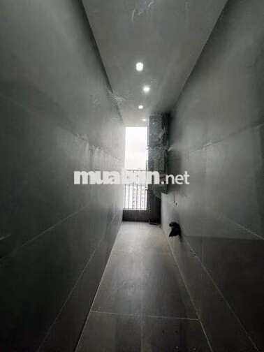 BÁN CH TẠI MHD TRUNG VĂN TỐ HỮU - 3PN, 2WC, VIEW HỒ VÀ MẶT ĐƯỜNG