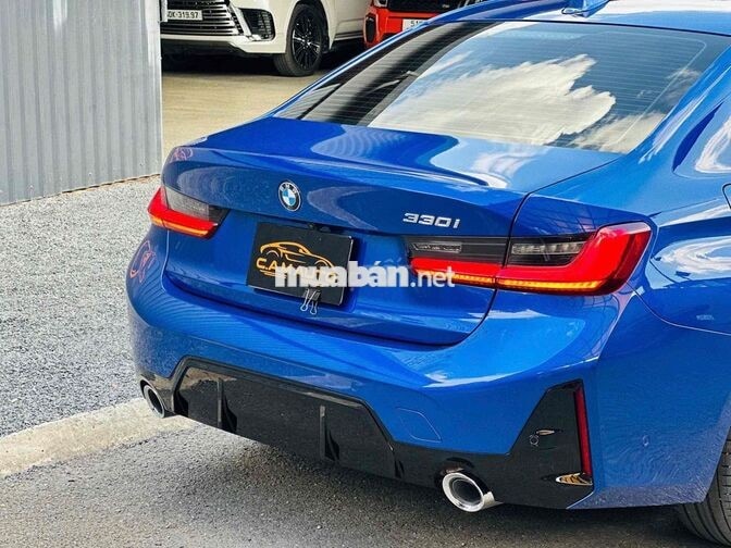 BMW 330i M Sport 2023 Xanh Portimao 21.000km