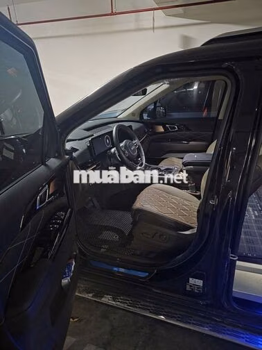 KIA Carnival Signature 2025 Đen