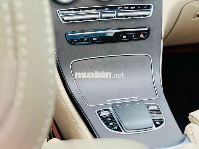 Mercedes-Benz GLC300 4MATIC 2020 Xám