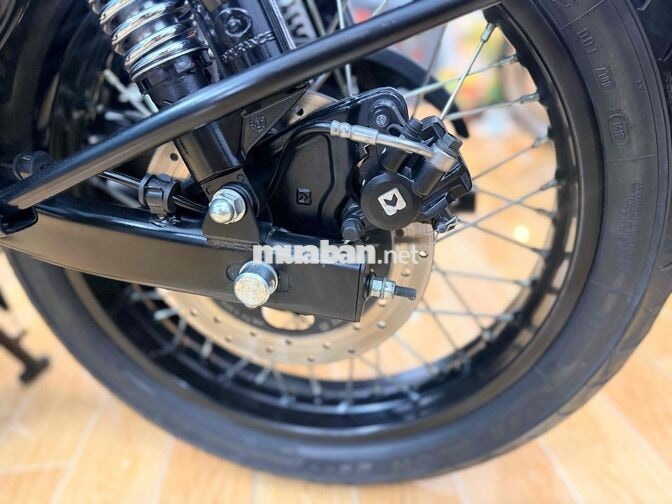 Royal Enfield Classic 500 2018 Đen
