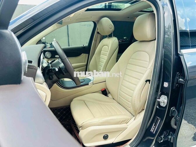 Mercedes-Benz GLC300 4MATIC 2020 Xám