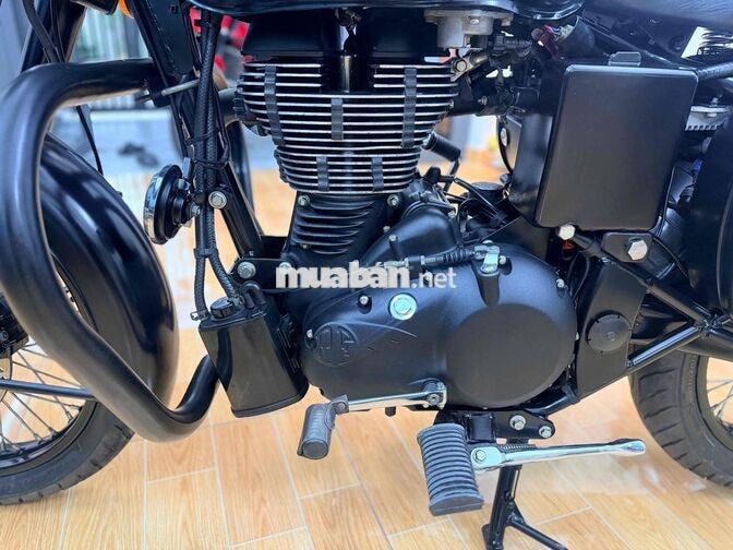 Royal Enfield Classic 500 2018 Đen