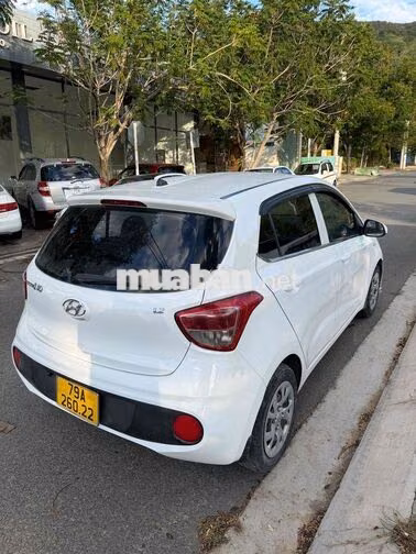 Hyundai Grand i10 2019 Trắng Số sàn