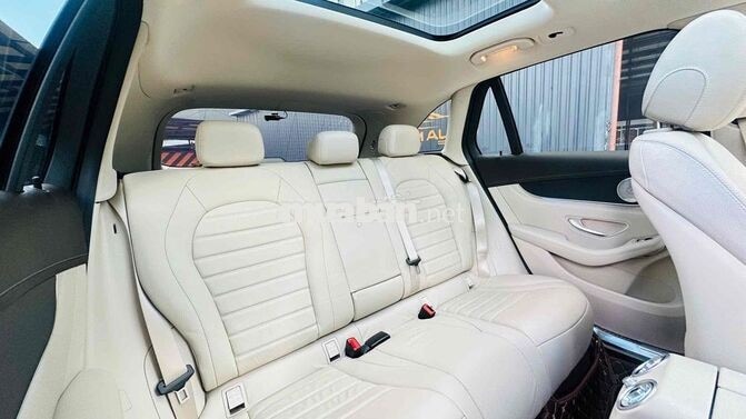 Mercedes-Benz GLC300 4MATIC 2020 Xám