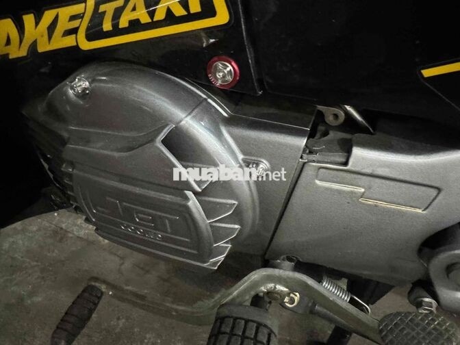 Suzuki Crystal 2 thì Đen