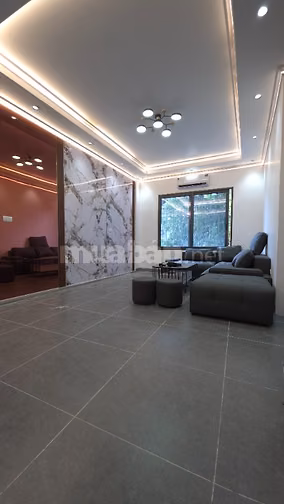 Bán căn hộ tập thể tầng 3 lô góc mặt phố Linh Lang và Đào Tấn 80m2