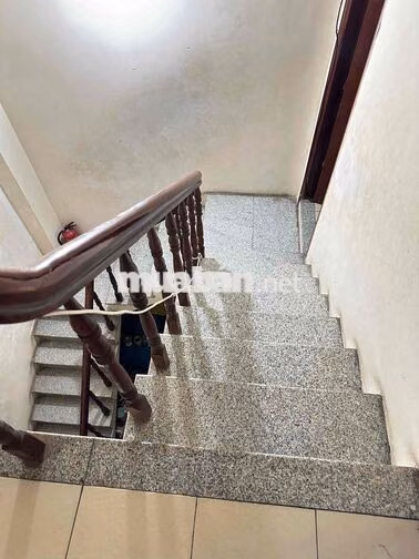 90/29 Thành Thái gần Đại Học Kinh tế, ĐHBK... 1.8 triệu/ tháng