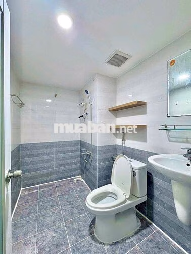 Cho thuê căn hộ balcony-thang máy mới 100%-chợ Bến Thành - Takashimaya