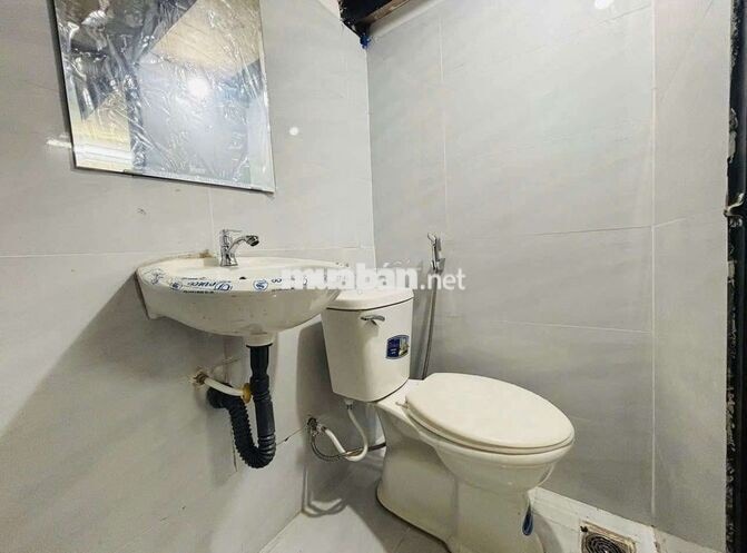 Phòng trọ sạch sẽ, thoáng sáng – WC riêng – 3,5tr/tháng
