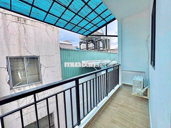 Cho thuê căn hộ balcony-thang máy mới 100%-chợ Bến Thành - Takashimaya