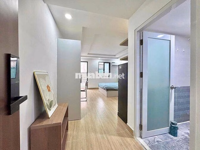 Cho thuê căn hộ balcony-thang máy mới 100%-chợ Bến Thành - Takashimaya