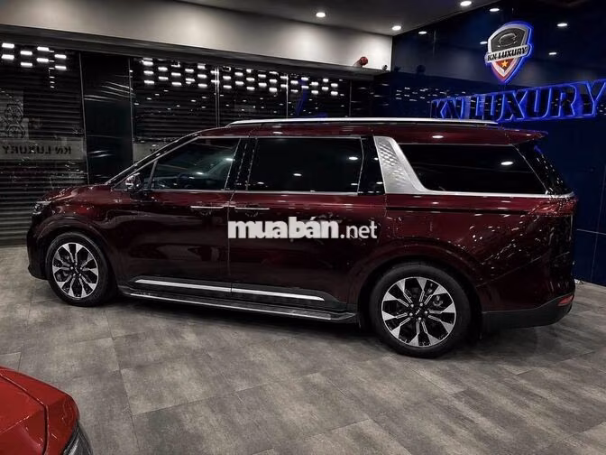 KIA Carnival 3.5 Signature 2024 Đỏ 43.000 km