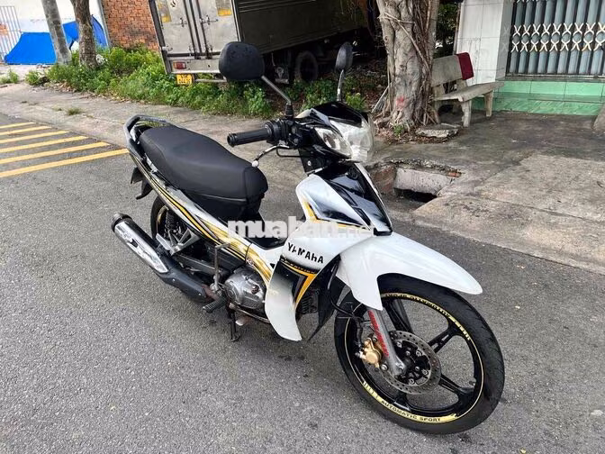 Yamaha Sirius RC Trắng đen vàng Xe số