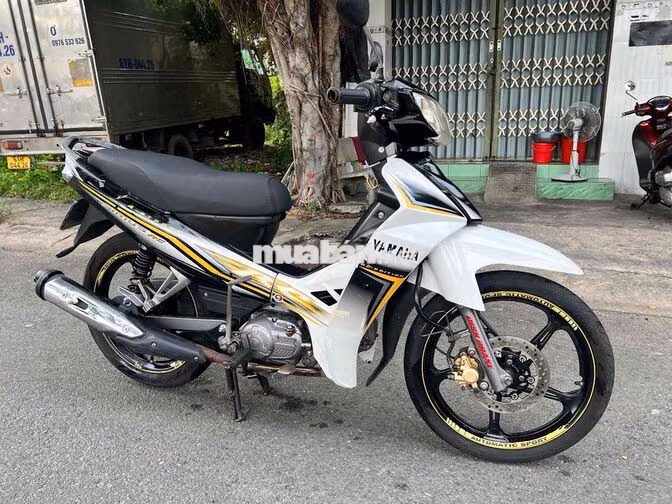 Yamaha Sirius RC Trắng đen vàng Xe số