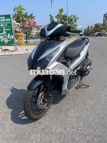 Honda Air Blade Bạc Đen Xe tay ga