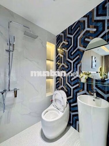 Nguyễn Thái Sơn 60M2 - Hẻm xe hơi an ninh sát mặt tiền, vừa giảm 800tr