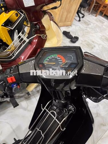 Suzuki Crystal 110 Thái Lan Đen