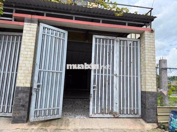 cho thuê nhà rộng rãi trống suốt 1/ ngắn đường vĩnh lộc có điện 3 pha