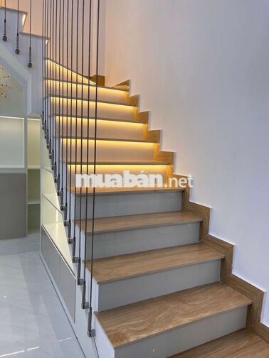 BÁN NHÀ MỚI XÂY 2 TẦNG _ 60M2_ NGAY CHỢ PHÚ XUÂN _ NHÀ BÈ