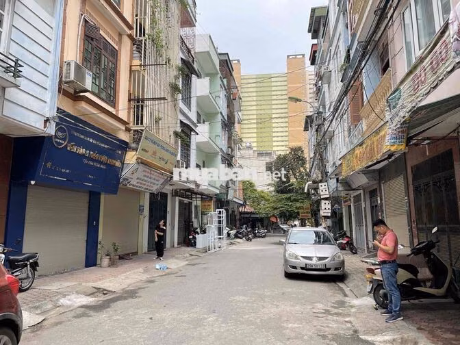 Cho thuê văn phòng nguyên căn full tiện ích vị trí đẳng cấp