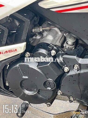 Yamaha Exciter 150 Trắng đỏ