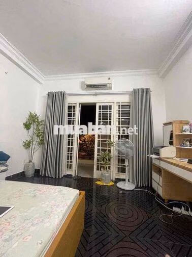 CHO THUÊ NHÀ HẺM XE HƠI – HUỲNH TẤN PHÁT, QUẬN 7
