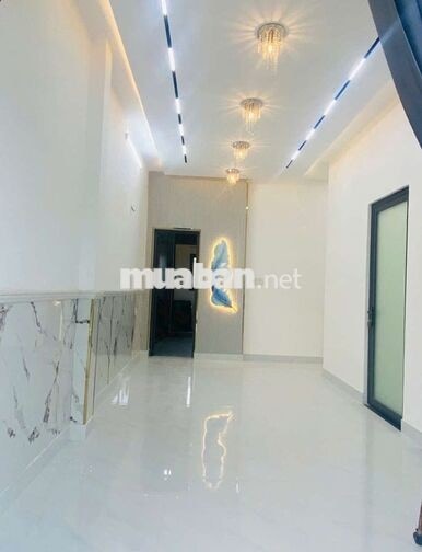 BÁN NHÀ MỚI XÂY 2 TẦNG _ 60M2_ NGAY CHỢ PHÚ XUÂN _ NHÀ BÈ