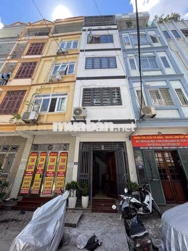 Cho thuê văn phòng nguyên căn full tiện ích vị trí đẳng cấp