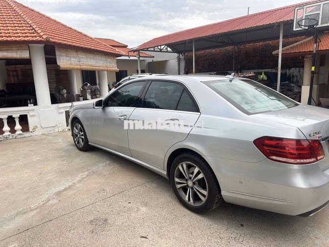 Mercedes-Benz E250 2014 Bạc