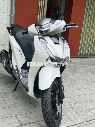 Honda SH 150 Trắng Đã sử dụng