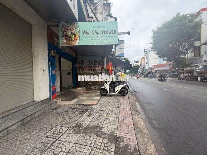 chính chủ cho thuê mặc bằng mặc tiền đường vườn lài vỉa hè rộng 
