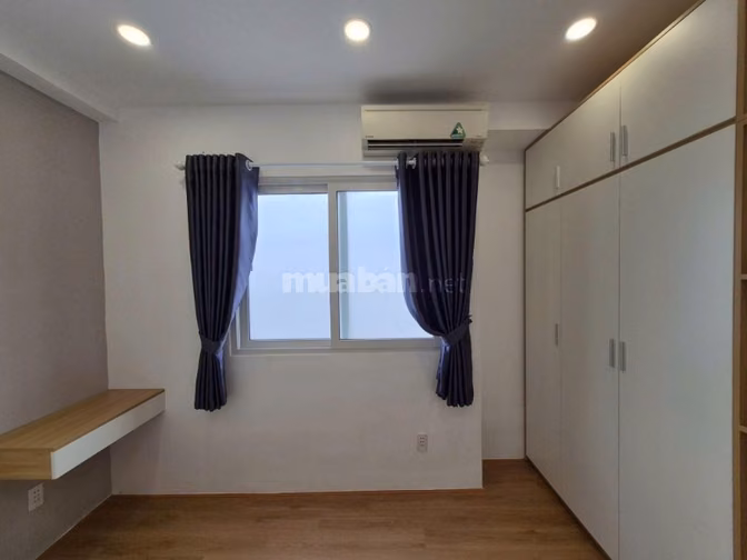 Chung Cư Phan Xích Long-2PN/ 70m2, NT cơ bản, giá 10 tr/th