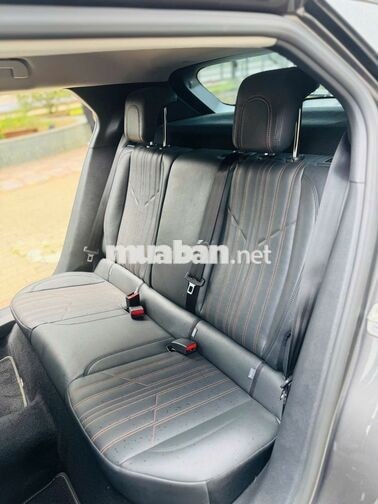 Peugeot 2008 Allure 1.2 AT 2025 Xám | 18,000 Km